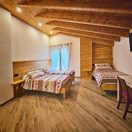 La Genzianella Affittacamere Santo Stefano d'Aveto Bagian luar foto